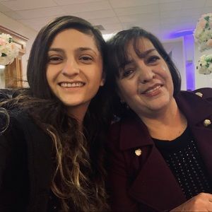 Meet your Posher, Cristina